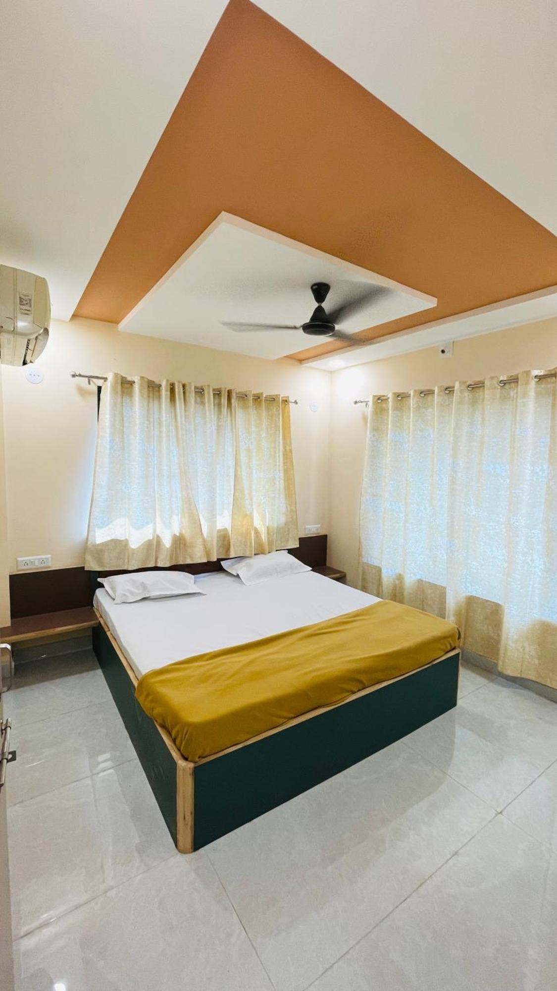 Devka House Hotel Daman Exterior photo